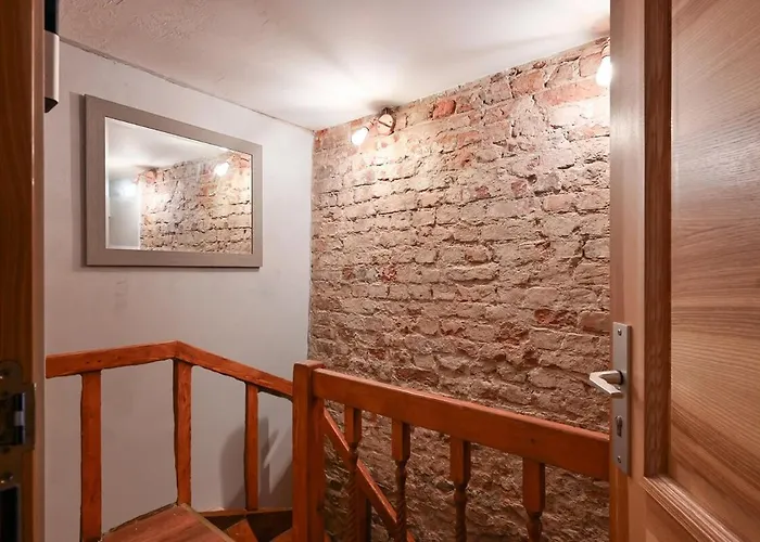 Heart Of Riga Old Town - Walk To Everything!
